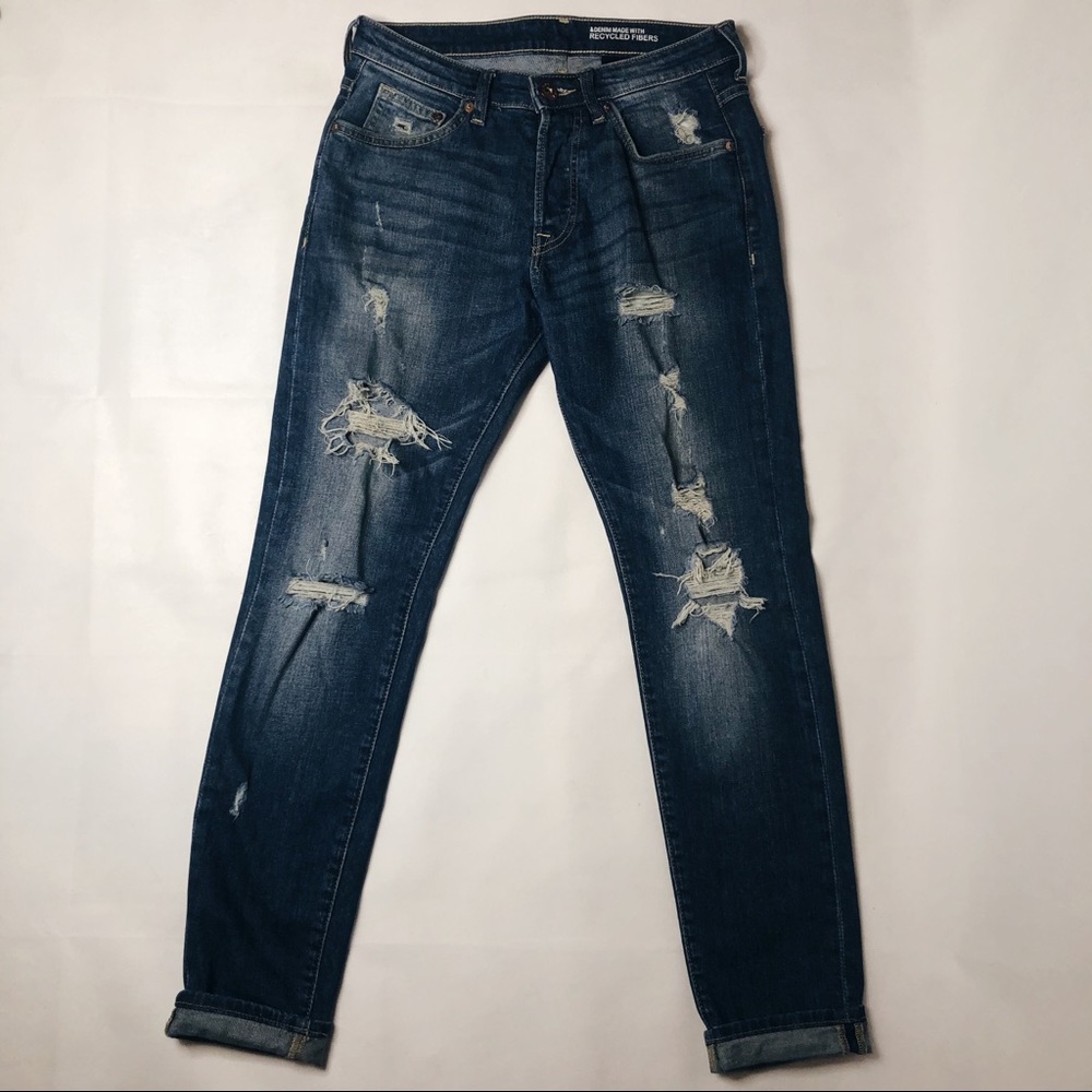 H&m blue easy jeans plants